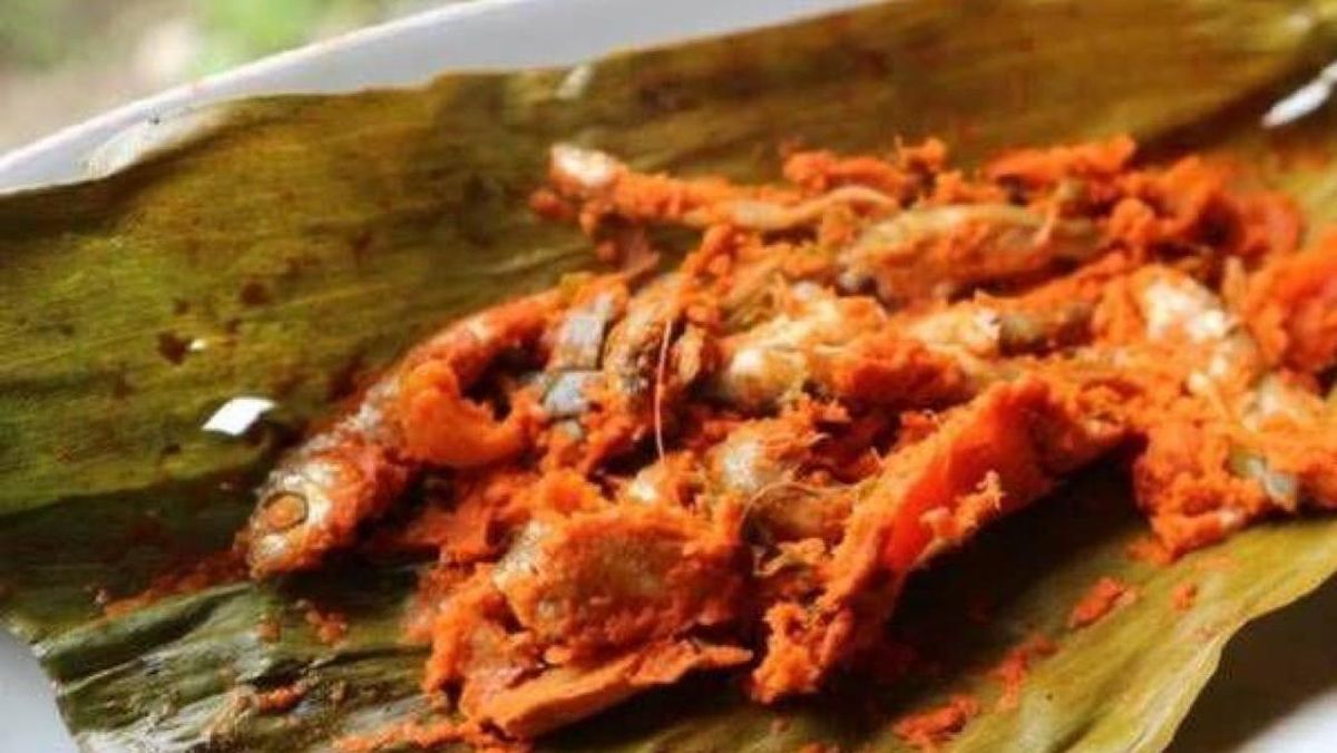 Rumah makan Nuansa Bukit Pulai Spesifik Palai Bada